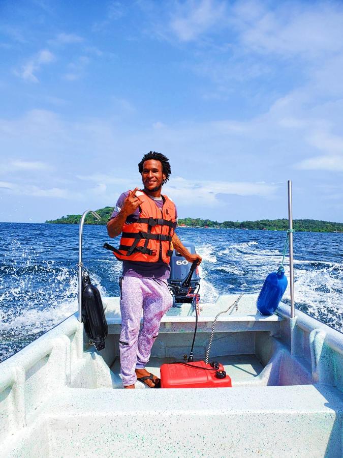 The Sea Monkey Hotel Bocas Town Bagian luar foto