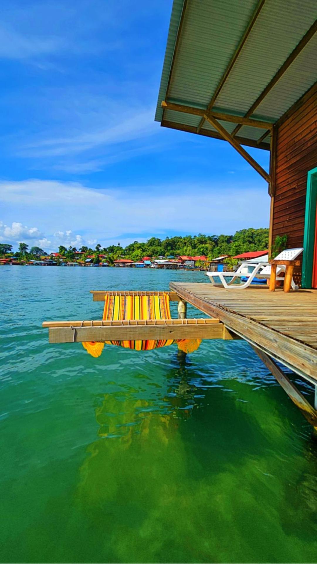 The Sea Monkey Hotel Bocas Town Bagian luar foto