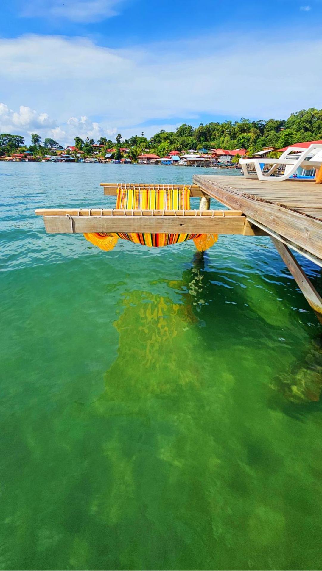 The Sea Monkey Hotel Bocas Town Bagian luar foto