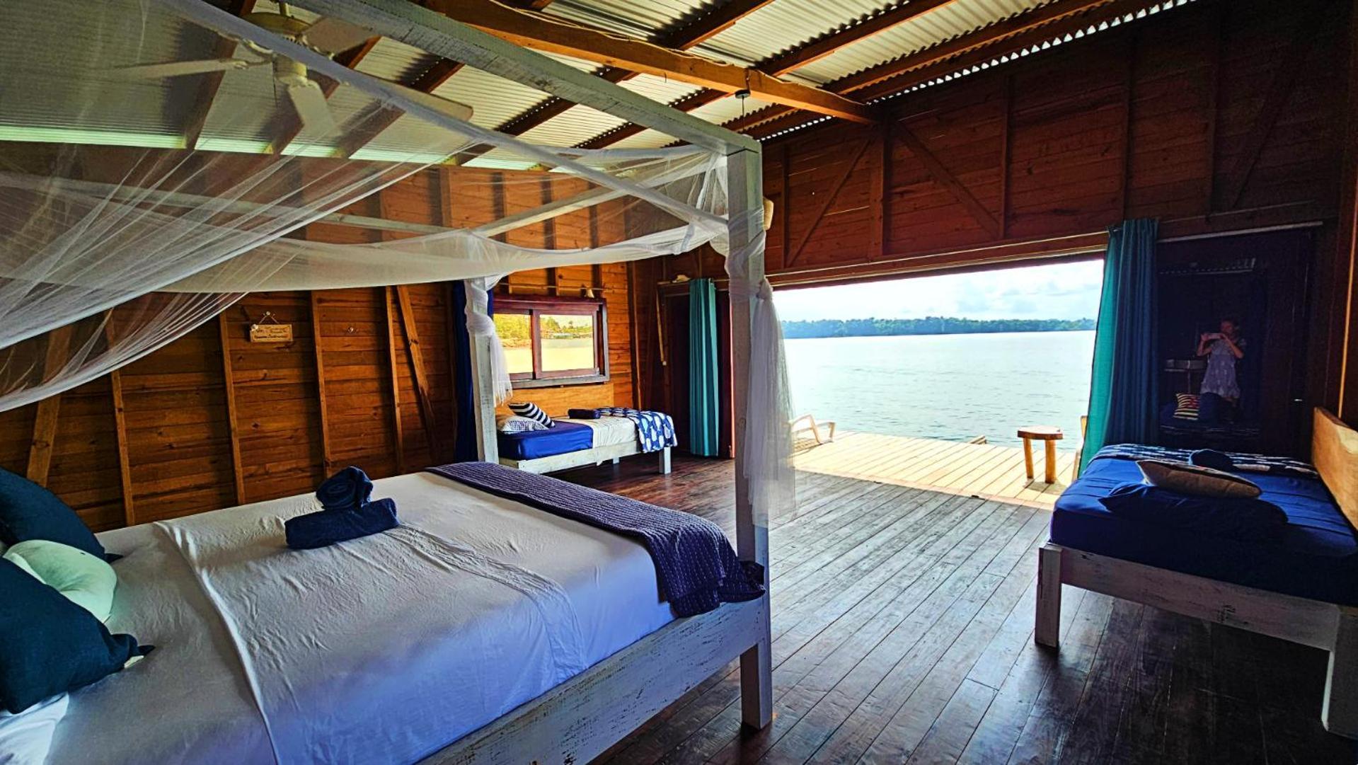 The Sea Monkey Hotel Bocas Town Bagian luar foto